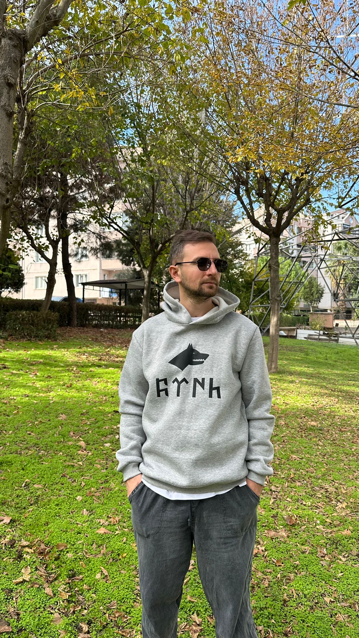 Türk Bozkurt  Baskılı Gri Kapşonlu Sweatshirt