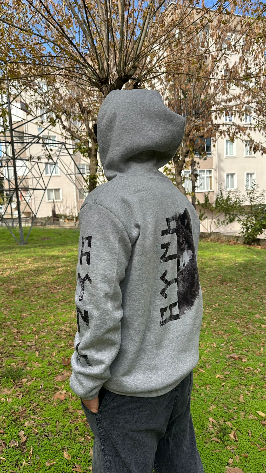 Türk Bozkurt Kol Sırt Detay Baskılı Gri Kapşonlu Sweatshirt